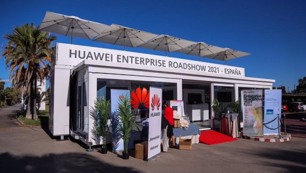 ep huawei se echa a la carretera para presentar sus productos para empresas en espana