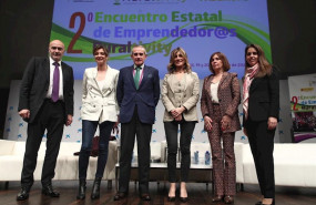 ep i-d foto de familia de la mesa de expertsy alianzasen igualdad de condiciones
