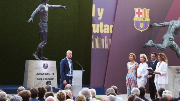 ep inauguracion de la estatua de johan cruyff