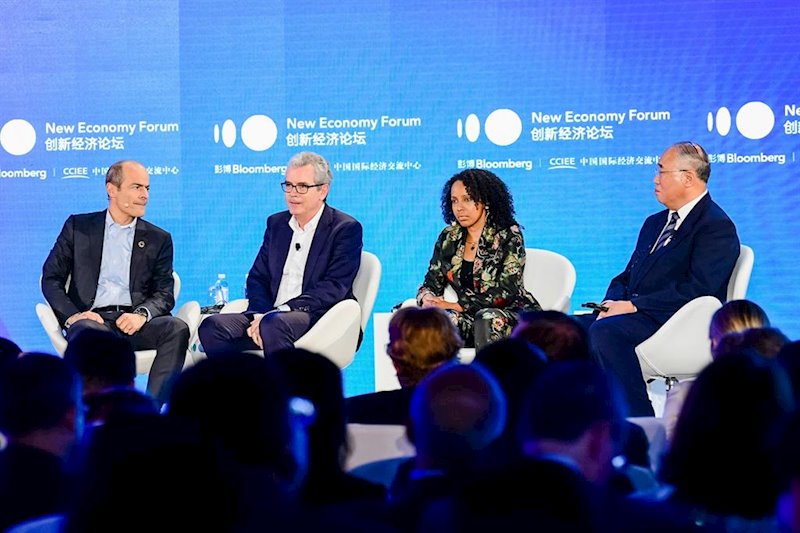 ep isla participa en el new economy forum de pekin
