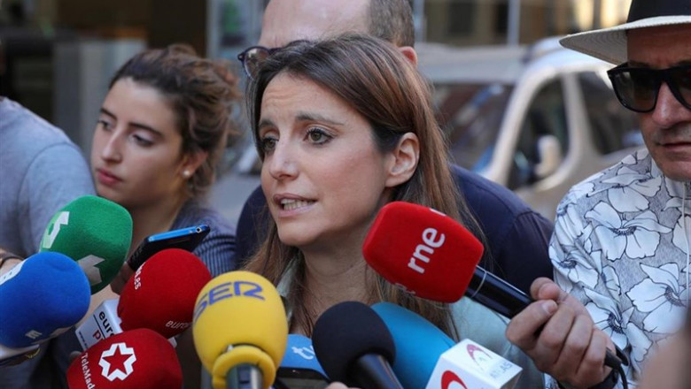La la delegada de Cultura, Turismo y Deporte del Ayuntamiento de Madrid y vicesecretaria de Estudios y Programas del PP, Andrea Levy, atiende a los medios de comunicación tras la entrega de premios del 37 Trofeo San Lorenzo de Madrid. | Europa Press - Europa Press ep ladelegadacultura turismodeporteayuntamientomadridvicesecretariaestudiosprogramaspp andrea levy atiendelos medioscomunicacionla entregapremios37 trofeo san lorenzomadrid 20190728124103