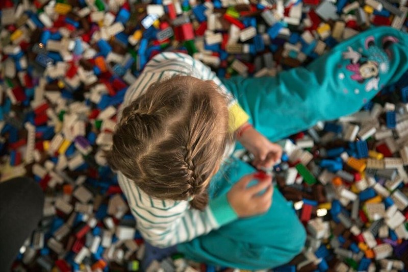 Lego gana un 17% menos hasta junio, mejora al sector y destaca el potencial de China