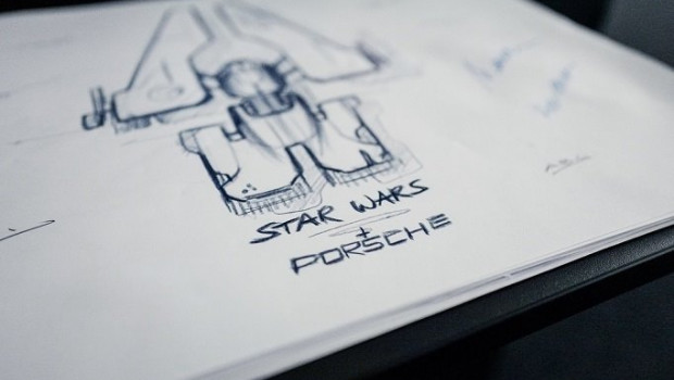 ep porsche y lucasfilm colaboran en el diseno de una nave espacial que se presentara durante el