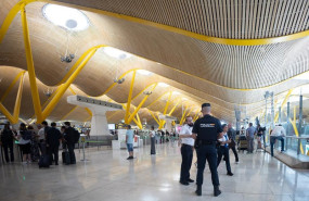 ep viajeros en el aeropuerto adolfo suarez madrid barajas a 15 de septiembre de 2025 en madrid