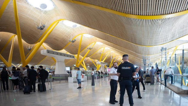 ep viajeros en el aeropuerto adolfo suarez madrid barajas a 15 de septiembre de 2025 en madrid