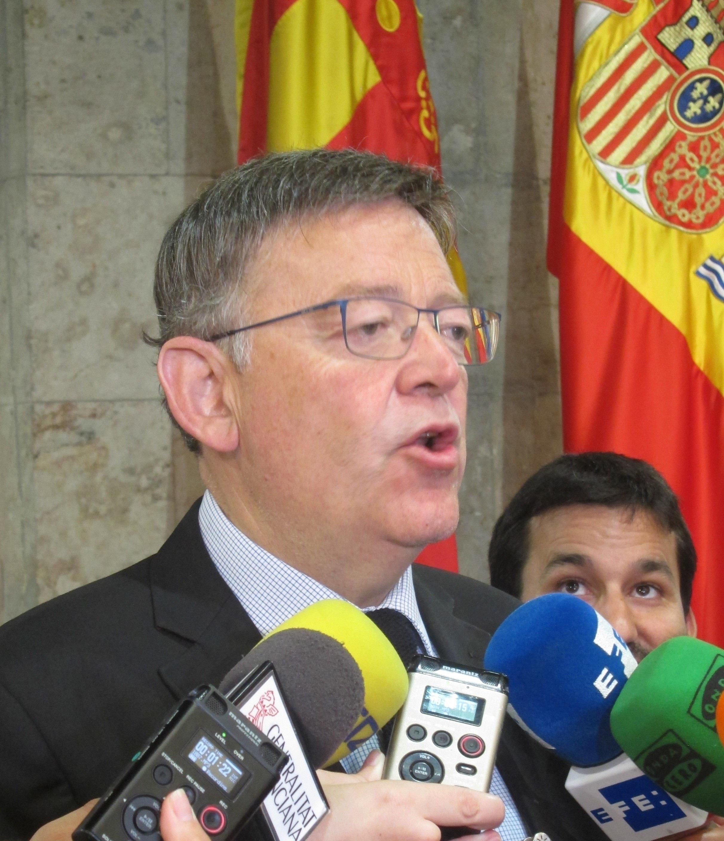 ep ximo puig atendiendolos periodistas