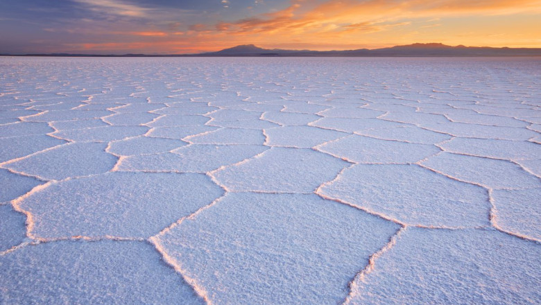 dest bolivia salar de uyuni sunrise gettyimages 161712154 universal within usage period 94042