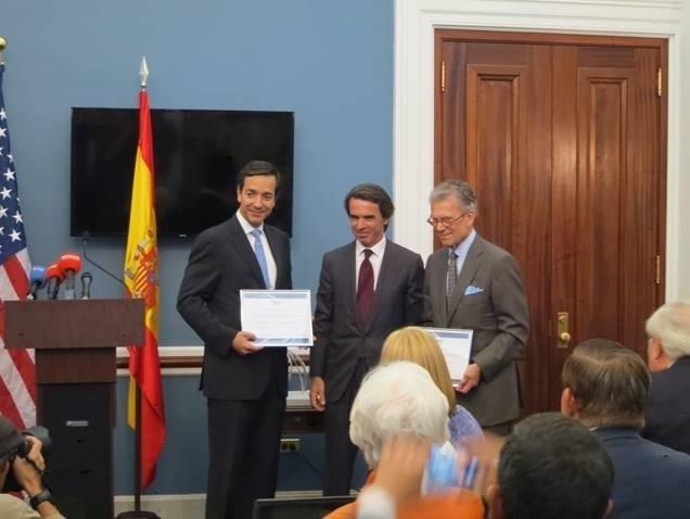 Aznar entrega en Washington el Premio FAES de la Libertad | FAES ep aznar entregawashingtonpremio faesla libertad