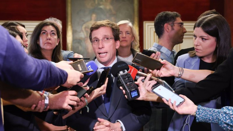 ep el alcalde de madrid jose luis martinez almeida ofrece declaraciones a los medios tras una ep el alcalde de madrid jose luis martinez almeida ofrece declaraciones a los medios tras una