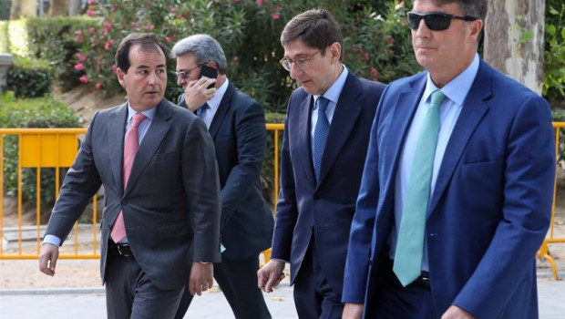 ep el que fuera consejero delegado de la entidad bancaria y actual presidente de caixabank jose