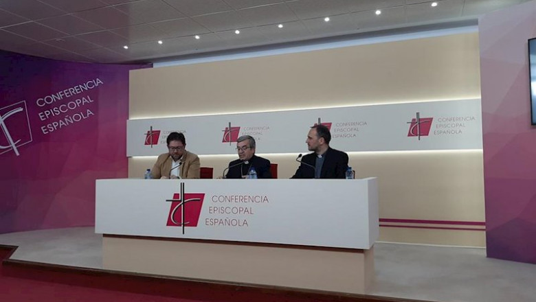 El secretario general de los obispos españoles, Luis Argüello, presenta el Congreso de Laicos | EUROPA PRESS ep el secretario general de los obispos espanoles luis arguello presenta el congreso de laicos