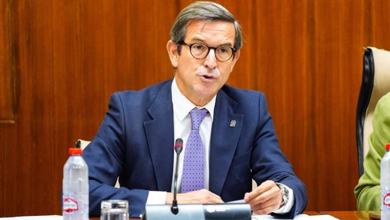Imagen de archivo del consejero de Industria, Energía y Minas de la Junta de Andalucía, Jorge Paradela. | JOAQUÍN CORCHERO - PARLAMENTO DE ANDALUCÍA ep imagen de archivo del consejero de industria energia y minas de la junta de andalucia jorge