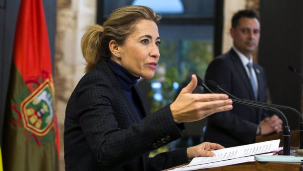 ep la ministra de transportes movilidad y agenda urbana raquel sanchez y el alcalde de burgos daniel