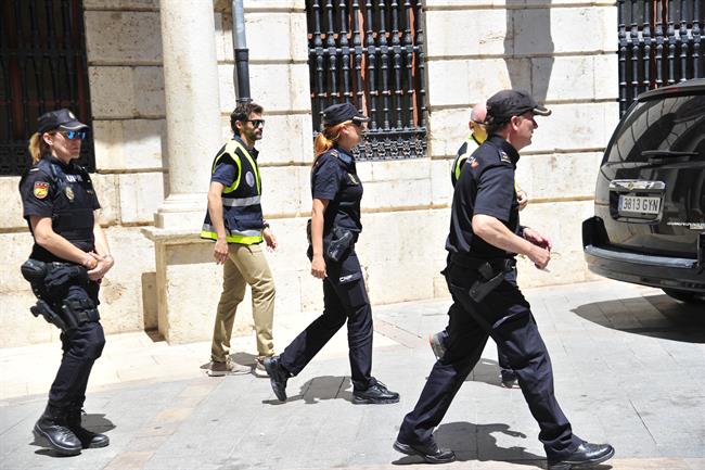 La Policía ha registrado el Consistorio turolense | EUROPA PRESS ep la policiaregistradoconsistorio turolense