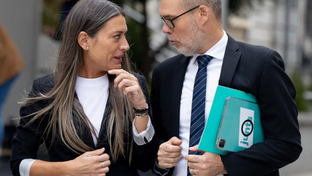 ep la portavoz de junts en el congreso miriam nogueras y el diputado de junts josep maria cruset a