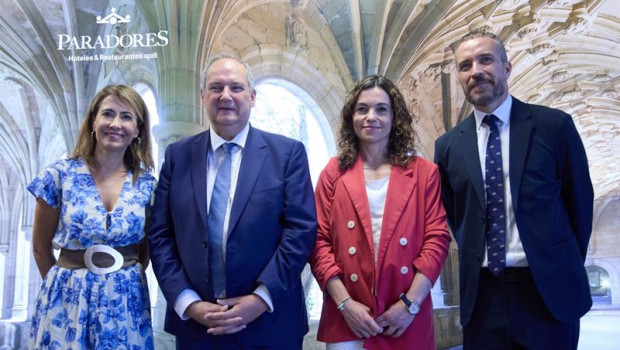 ep la presidenta de paradores de espana raquel sanchez el ministro de industria y turismo jordi