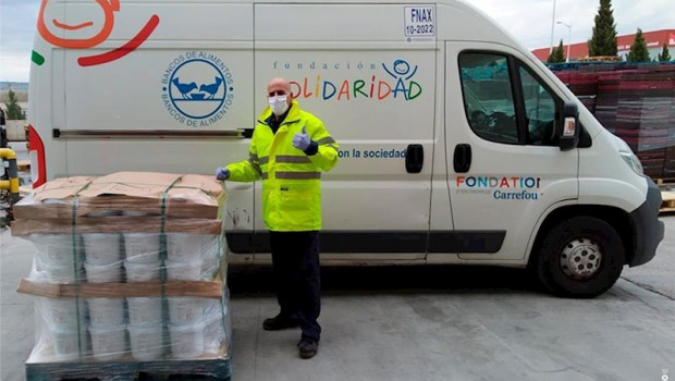 ep llaollao dona 7000 kilos de yogur a colectivos vulnerables afectados por el covid-19