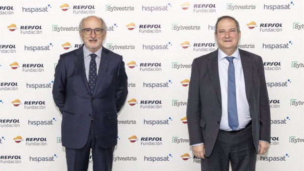 ep los presidentes de hispasat jordi hereu y de repsol antonio brufau
