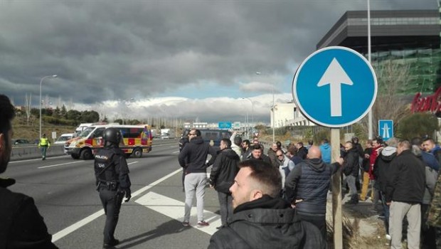 ep los taxistas vuelvencortarm-40