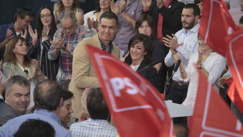 Pedro Sánchez y Concha Andreu en un acto del PSOE en Logroño | Alberto Ruiz - Europa Press - Archivo ep pedro sanchezconcha andreuun actopsoelogrono