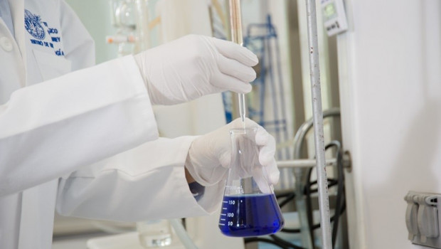 Un investigador en un laboratorio | FLICKR - Archivo ep un investigadorun laboratorio