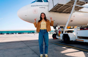 ep vueling bautiza uno de sus aviones con el nombre de la futbolista aitana bonmati