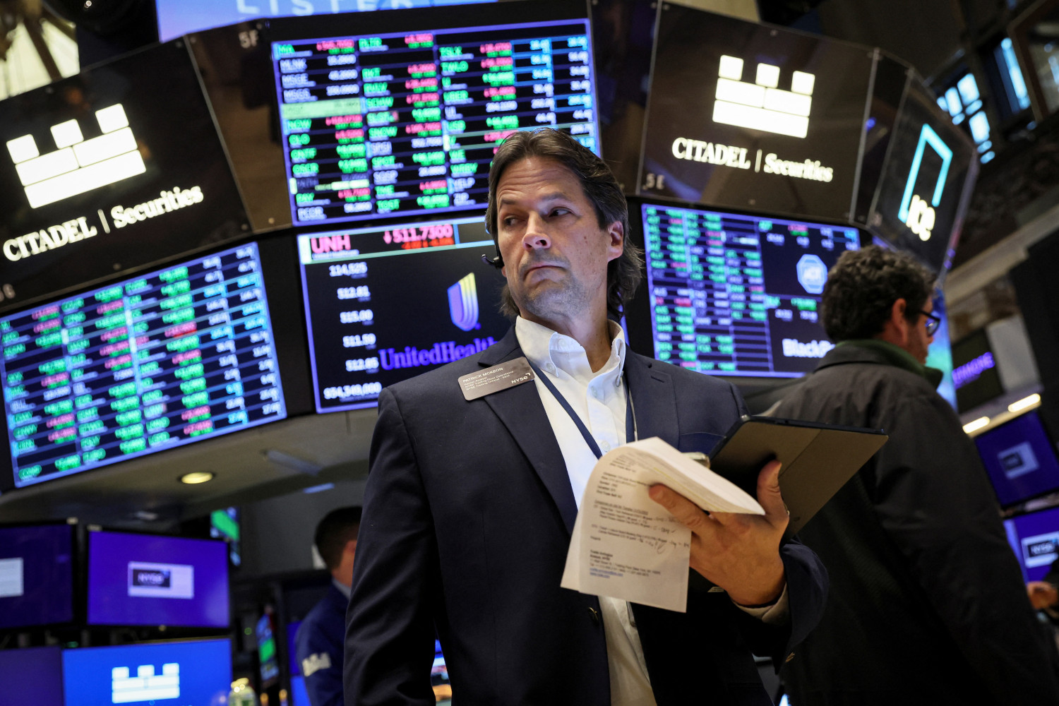 un trader travaille a la bourse de new york nyse 20221121194621 