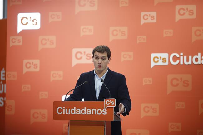 albert_rivera_en_rueda_de_prensa