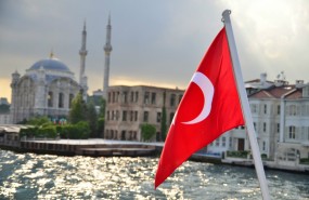 bandera-ortakoy-turquia-estambul