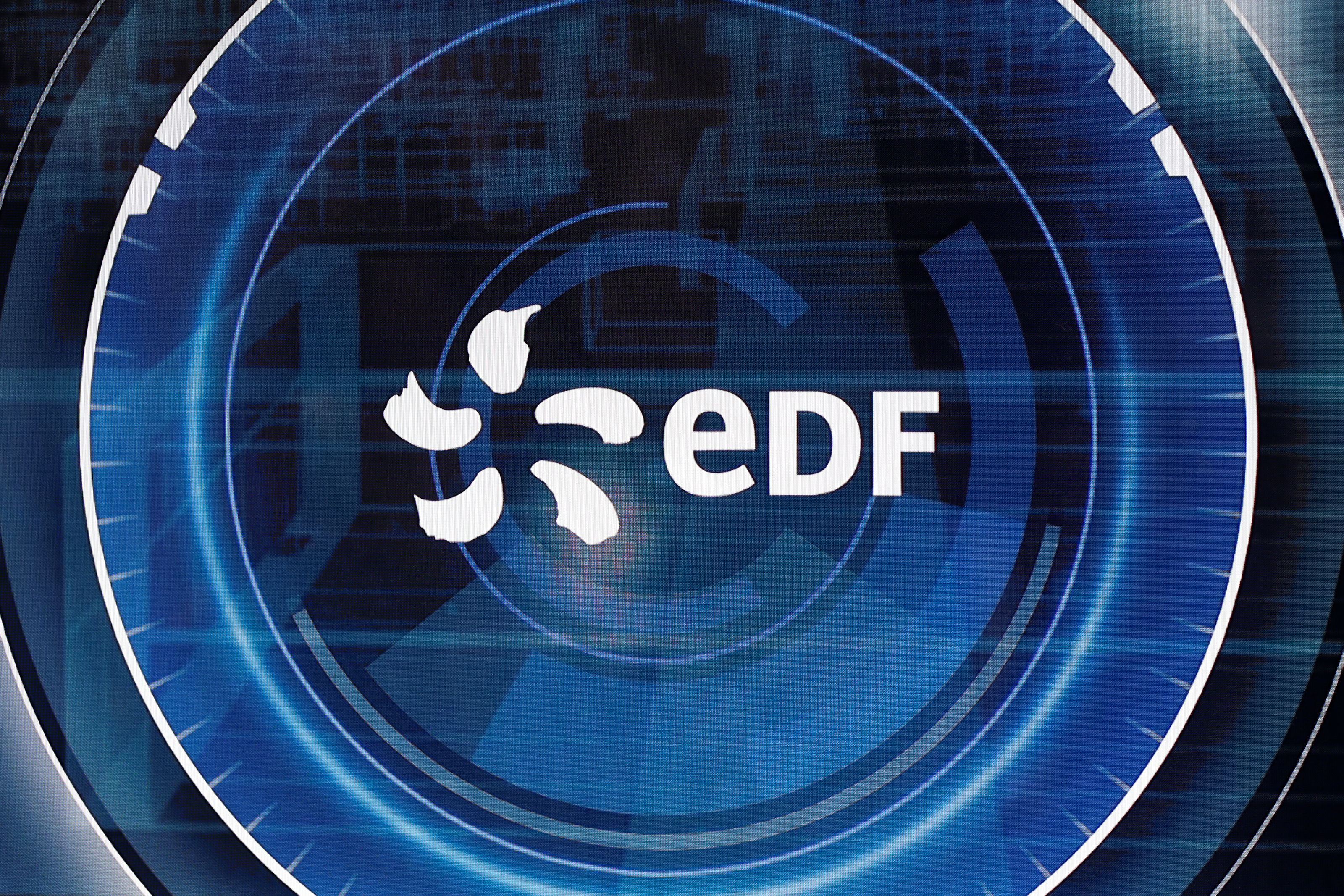 edf-greve-reconduite-contre-hercule-la-production-nucleaire-baisse