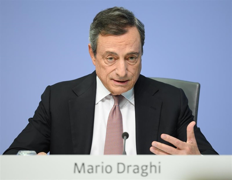 Draghi promete reformas radicales y apela a la unidad para reconstruir el país