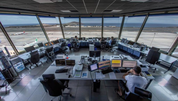 ep archivo   enaire convoca 149 nuevas plazas de control de transito aereo