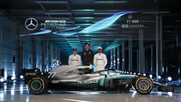 ep bottas wolffhamilton presentannuevo mercedes w09