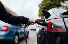 ep cochesnet vincula la desinformacion al lento crecimiento en ventas de los vehiculos electricos