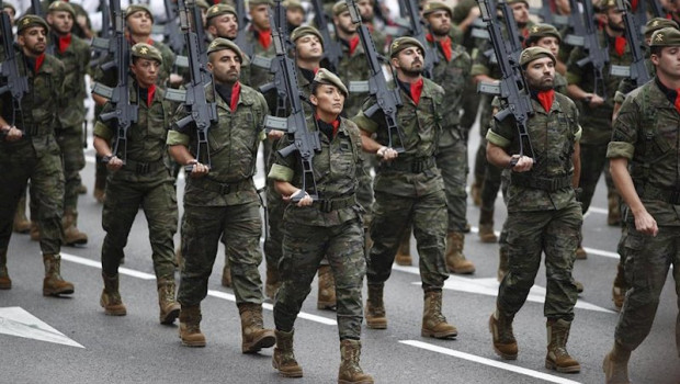 ep desfile terrestre enmarcado en los actos de celebracion del 12 de octubre en madrid dia de la