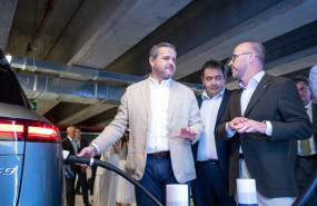 ep el consejero de vivienda transportes e infraestructuras jorge rodrigo en el nuevo aparcamiento de