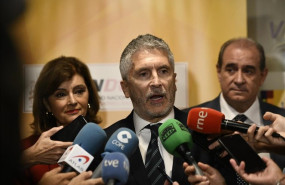 ep el ministro del interior en funciones fernando grande- marlaska atiende a los medios de