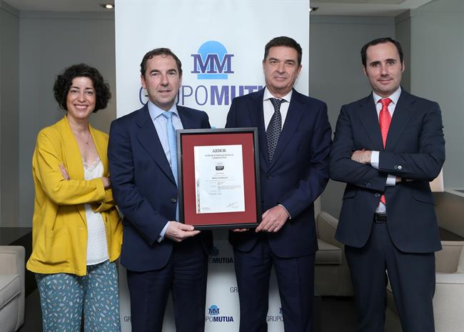 ep grupo mutua recibiendocertificado