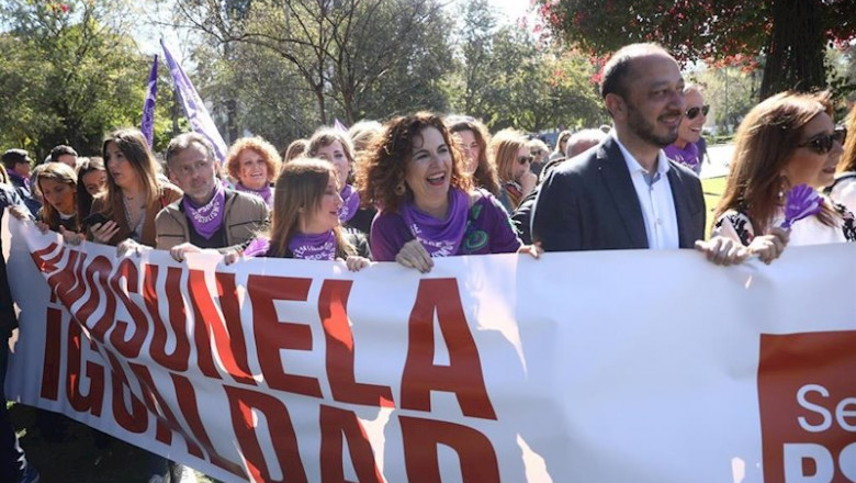 La ministra de Hacienda, María Jesús Montero , en el acto del 8M en Sevilla | MARÍA JOSÉ LÓPEZ- EUROPA PRESS ep la ministra de hacienda maria jesus montero en el acto del 8m en sevilla