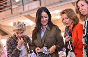 ep la vicealcaldesa de madrid begona villacis visita el evento rastrillo nuevo futuro que se celebra