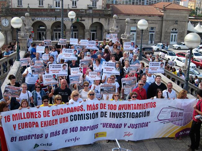 Las víctimas del accidente del Alvia en Angrois, en el cuarto aniversario | EUROPA PRESS ep las victimasaccidentealviaangrois encuarto aniversario