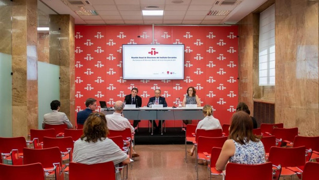 ep ruedaprensabalancela reuniondirectoresinstituto cervantes