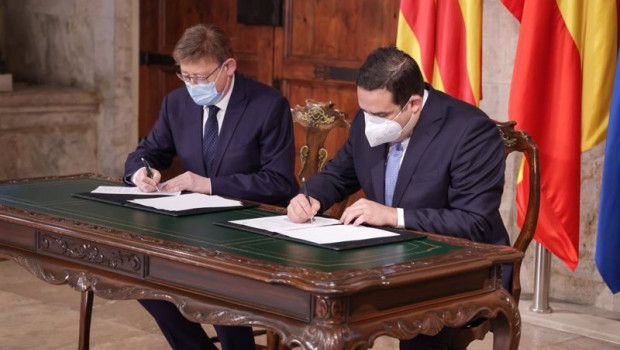 ep ximo puig president de la generalitat valenciana y andres guevara presidente de bp espana