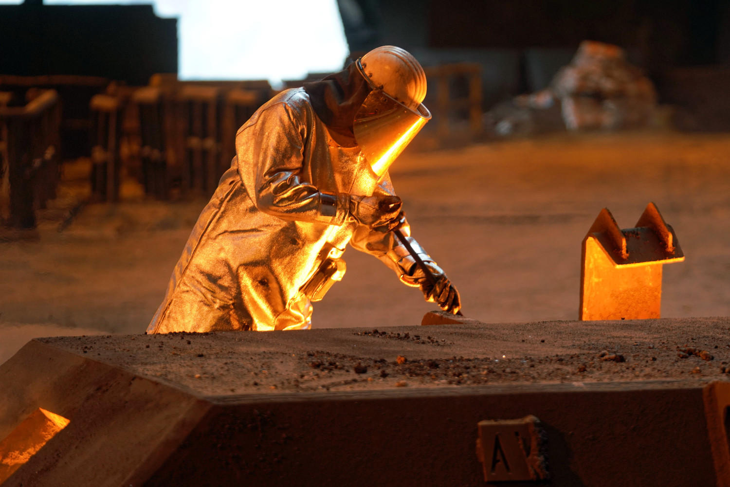 Parece inevitable una vuelta a los mínimos de 2023 en ArcelorMittal