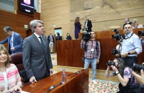 ep angel garrido duranteplenoinvestidurala asambleamadrid