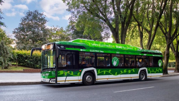 ep archivo   caf suministrara a traves de su filial solaris 100 autobuses electricos adicionales a