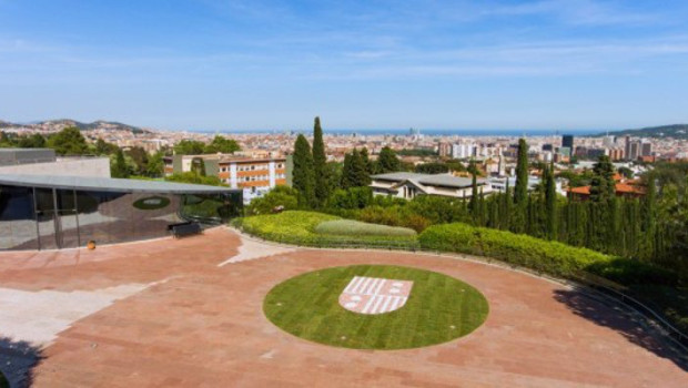 ep archivo   campus de la escuela de negocios iese en barcelona