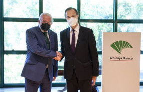 ep archivo   de izquierda a derecha el presidente de unicaja banco manuel azuaga y consejero