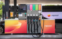 ep archivo   surtidores de combustible en la estacion de servicio alfonso xiii de repsol