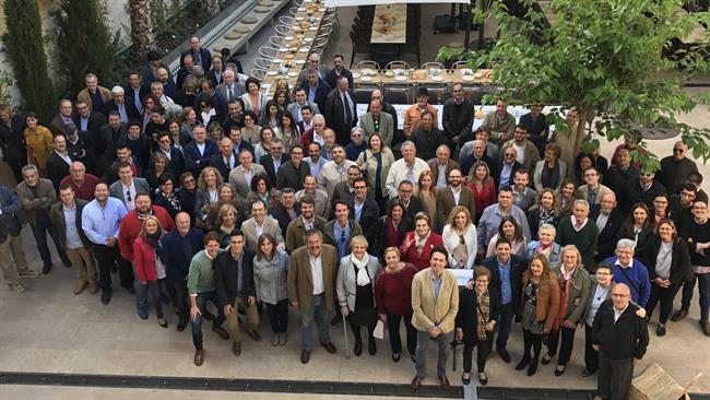 ep betoretmantenidoalmuerzo con populares